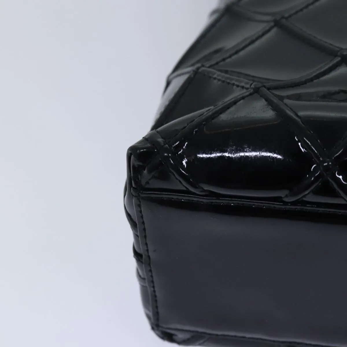CHANEL Bicolore Shoulder Bag Enamel Black CC Auth bs15701