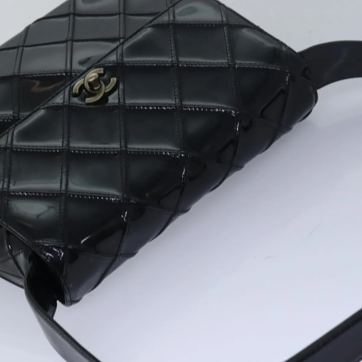 CHANEL Bicolore Shoulder Bag Enamel Black CC Auth bs15701