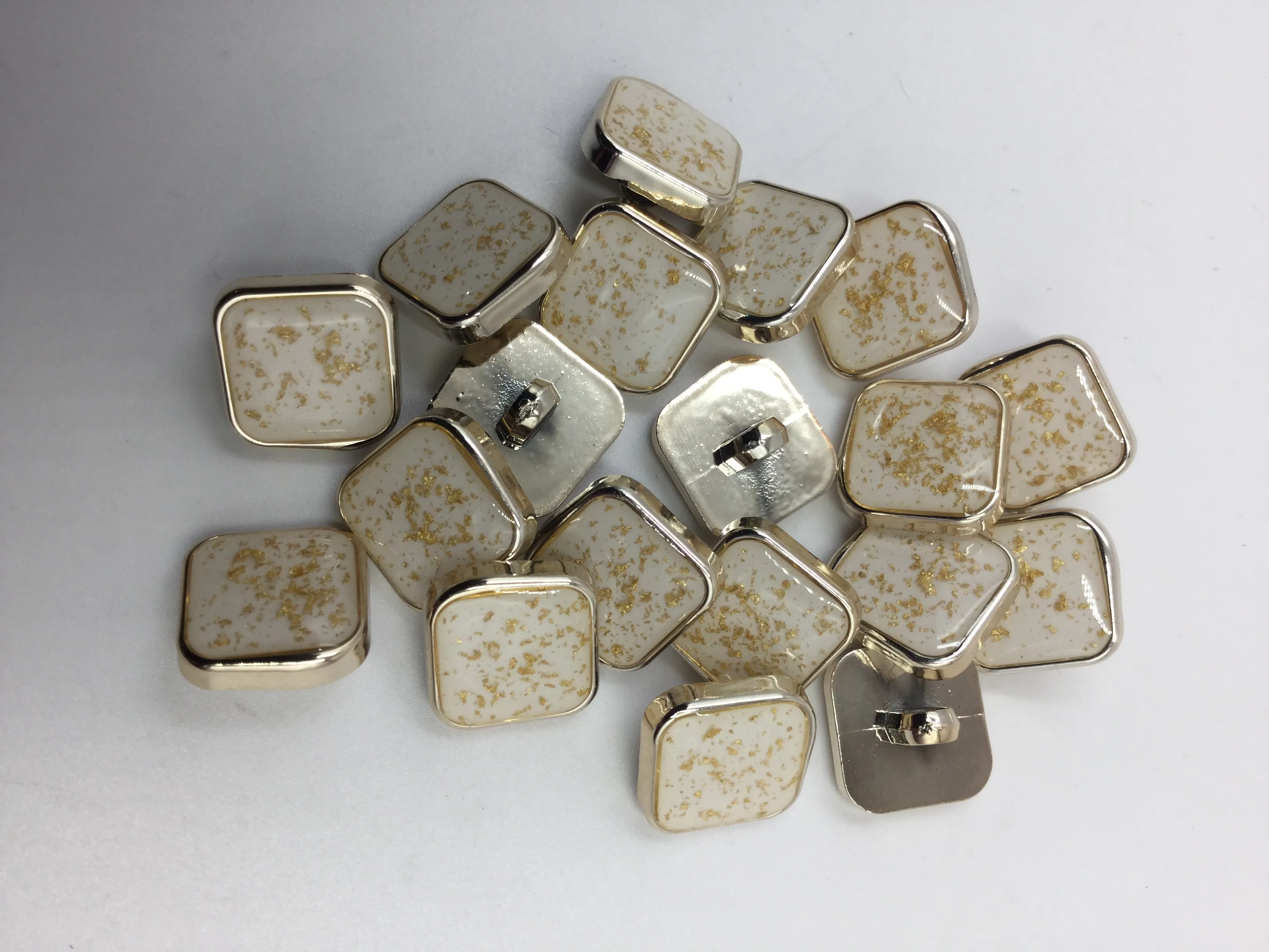 Multicolor Square Plastic Button
