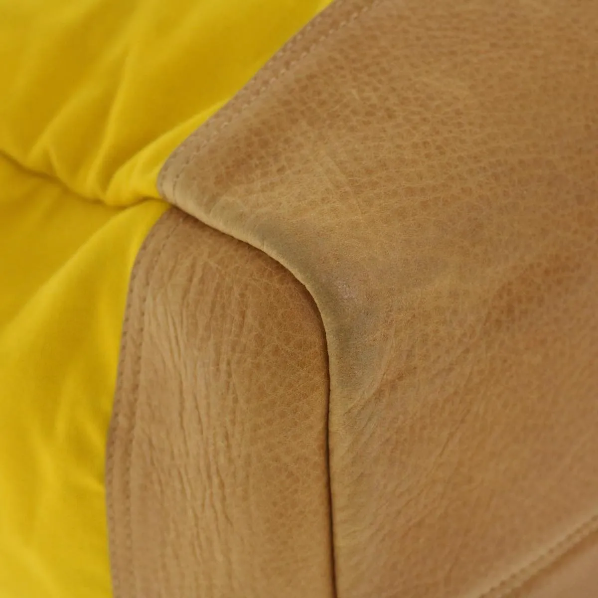 Trendy Inspired Burberry Shoulder Bag Canvas Leather Yellow Auth Bs7538