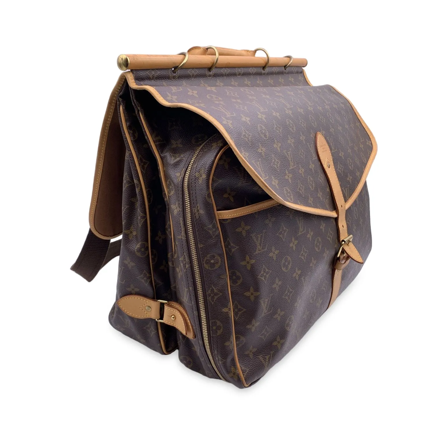Trendy Inspired Louis Vuitton Vintage Monogram Canvas Garment Bag Chasse M41140