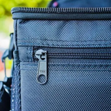 YKK Zip for bags colour 560 Navy